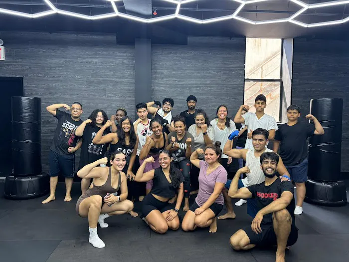 Hooked Kickboxing Picture 2