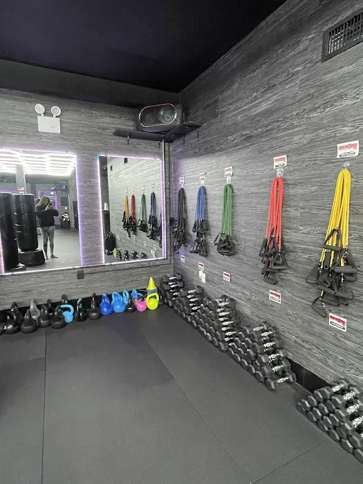 Hooked Kickboxing Picture 8