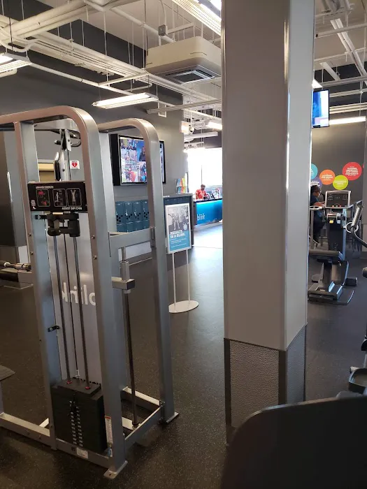Blink Fitness Valley Stream Picture 9