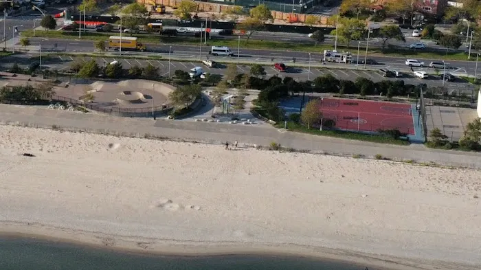 Beach Mini-Workout Station Picture 1
