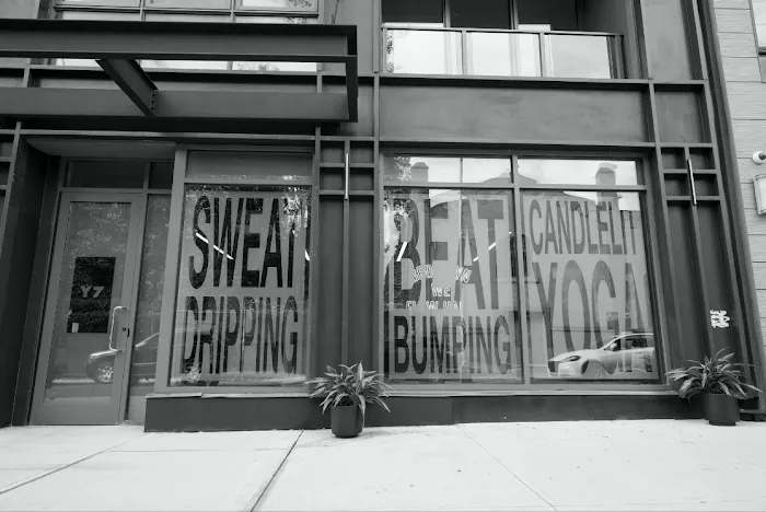 Y7 Studio Williamsburg Picture 8