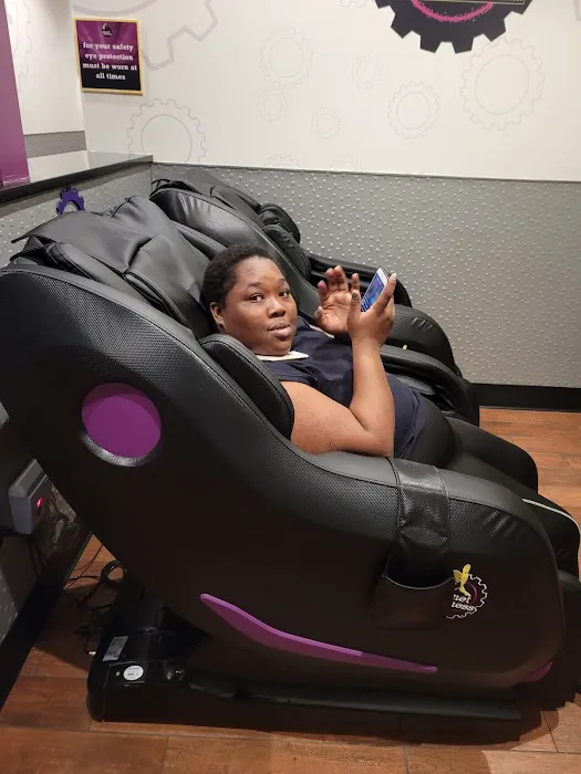 Planet Fitness Picture 1