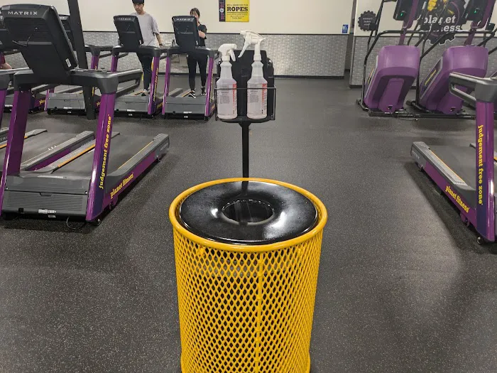 Planet Fitness Picture 3