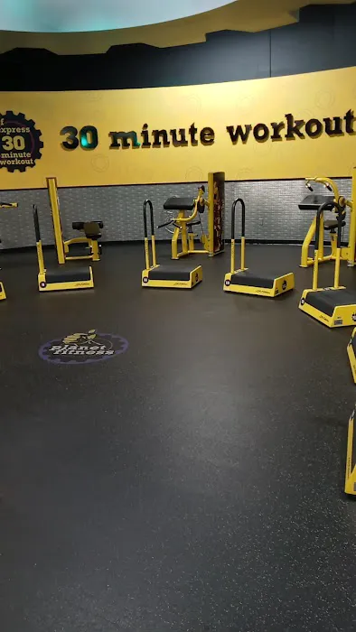 Planet Fitness Picture 9