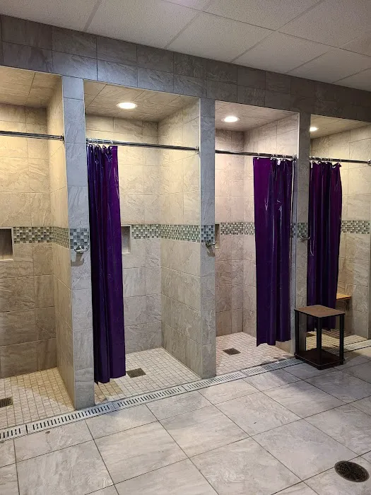 Planet Fitness Picture 3
