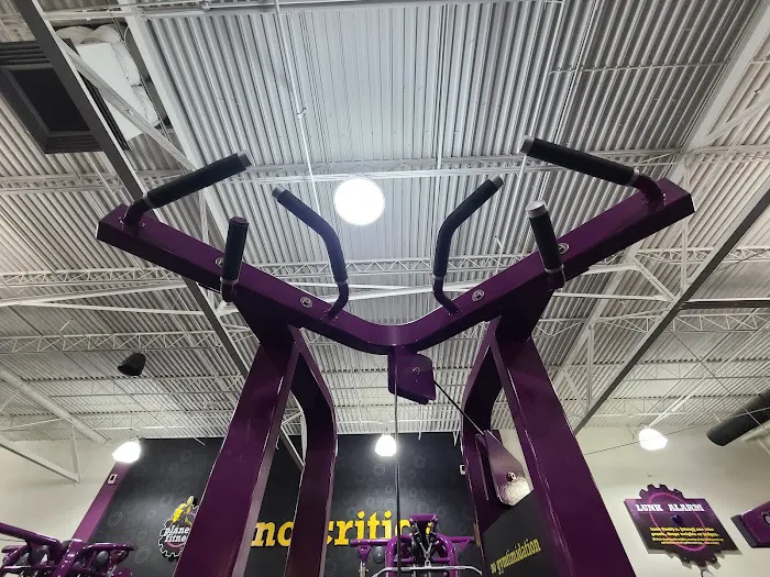 Planet Fitness Picture 10