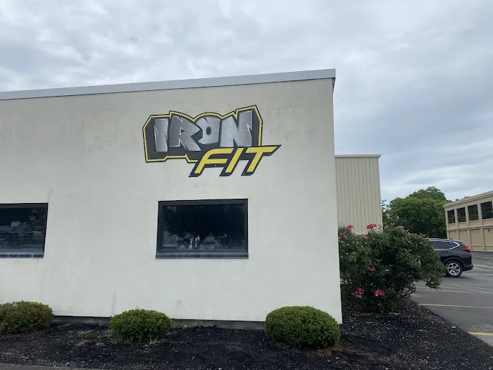 IRON FIT Picture 1