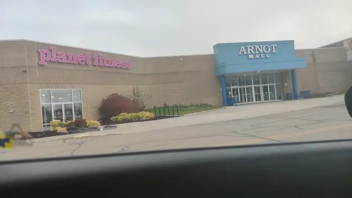 Planet Fitness Picture 10