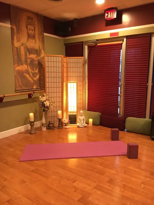 Heart to Heart Yoga & Healing Picture 8