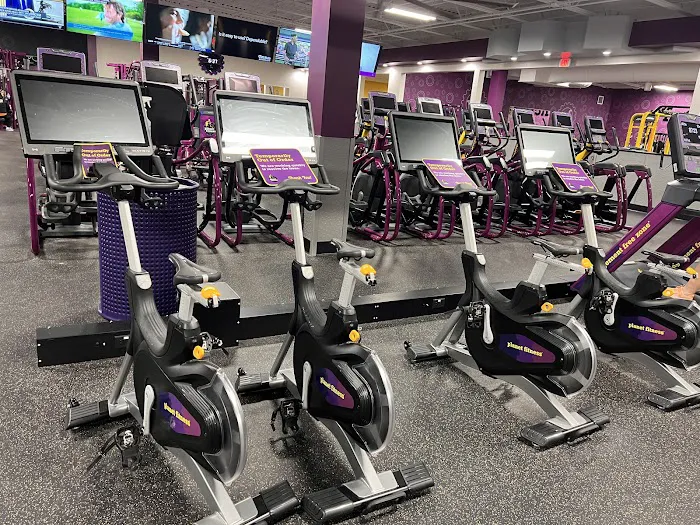 Planet Fitness Picture 10