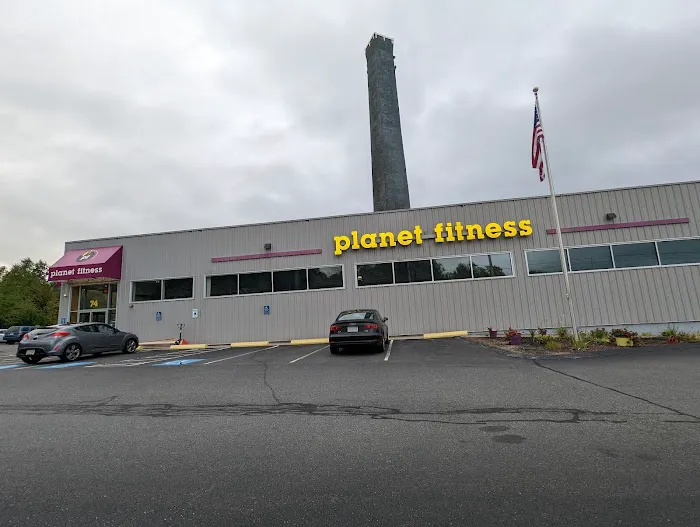 Planet Fitness Picture 7