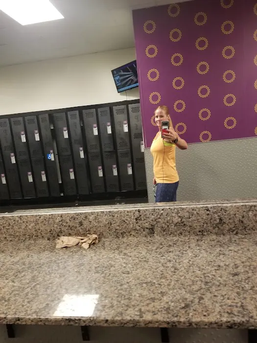 Planet Fitness Picture 2