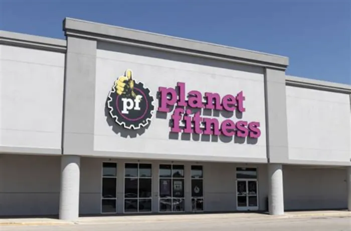 Planet Fitness Picture 8
