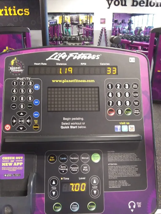 Planet Fitness Picture 9