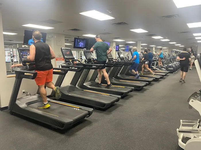 The EDGE Sports & Fitness, Essex, VT Picture 10