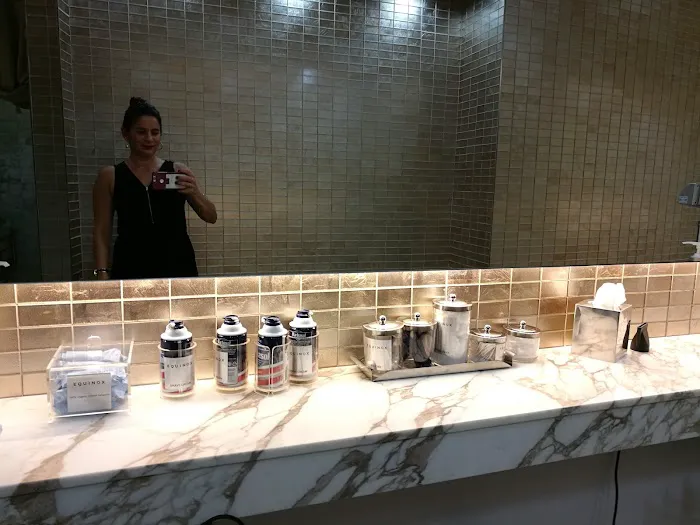 Equinox East 54th Street Picture 6