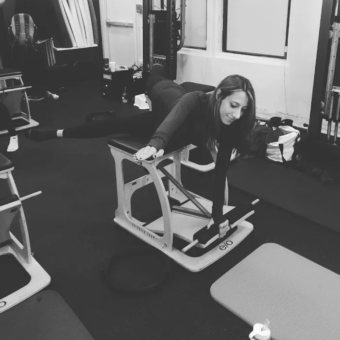 Pilates With Amanda Picture 9