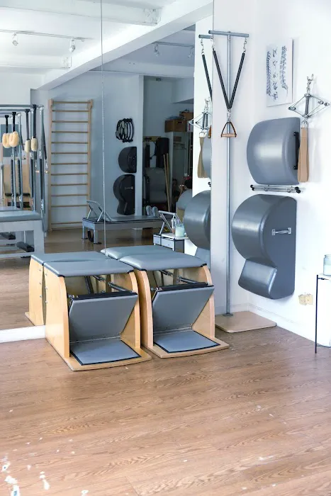 Paradigm Studio Picture 5