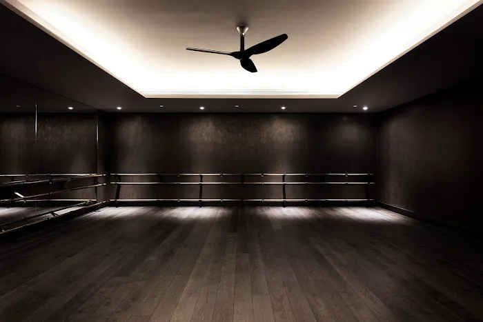 Equinox Williamsburg Picture 6