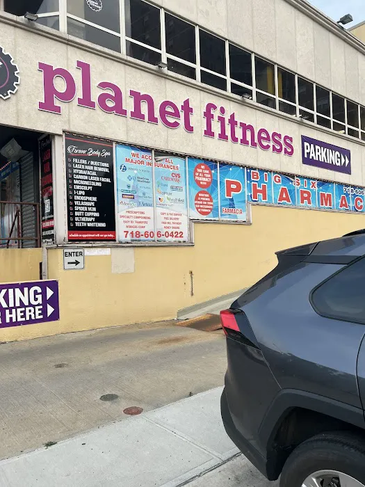 Planet Fitness Picture 7