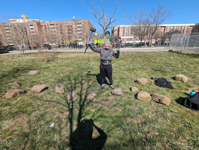 Public Stone Lifting Club Gym Outdoor Picture 4