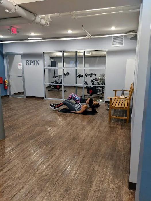 Fitness 19 Picture 1