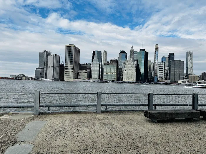 Brooklyn Bridge Park Fitness Equipment Picture 2