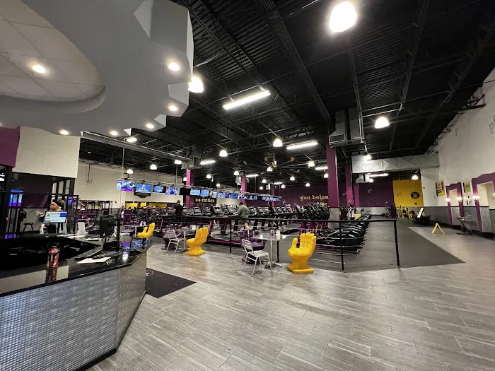 Planet Fitness Picture 5