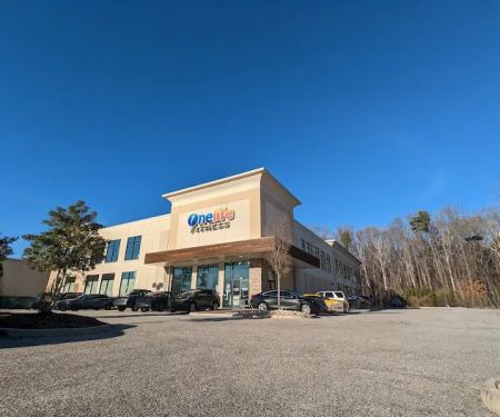 Onelife Fitness - Newport News 24 Hour Tech Center