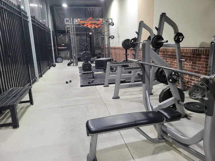 Onelife Fitness - Newport News 24 Hour Tech Center Picture 6