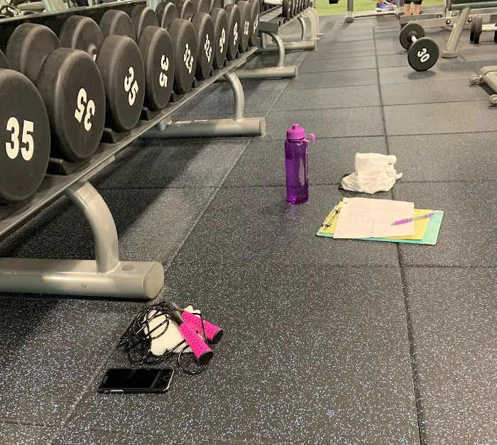 Onelife Fitness - Newport News Sports Club Picture 9