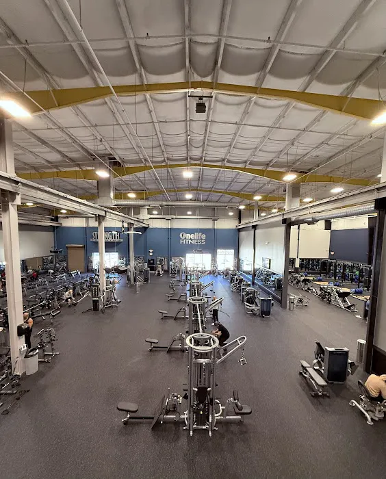 Onelife Fitness - Newport News Sports Club Picture 3