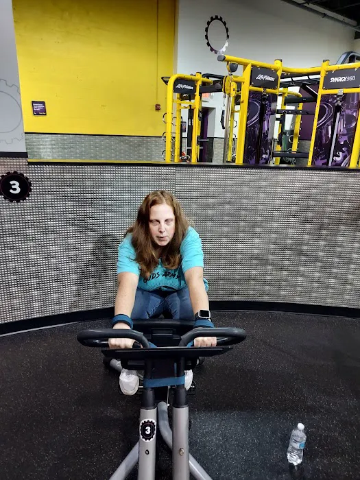 Planet Fitness Picture 8