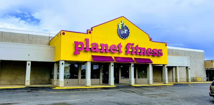 Planet Fitness Picture 1