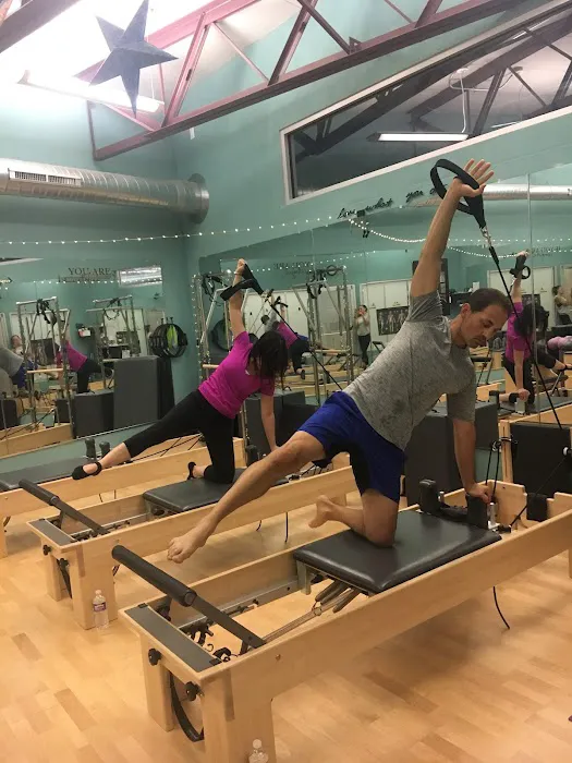 Pilates with Brookelyn Picture 7