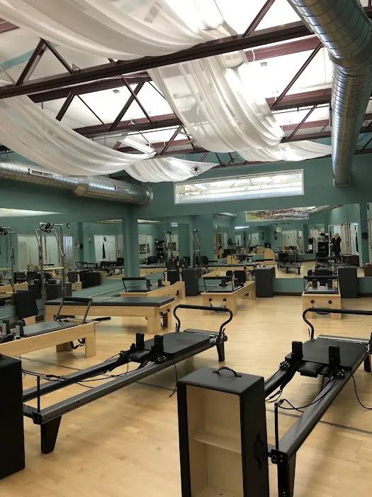 Pilates with Brookelyn Picture 6