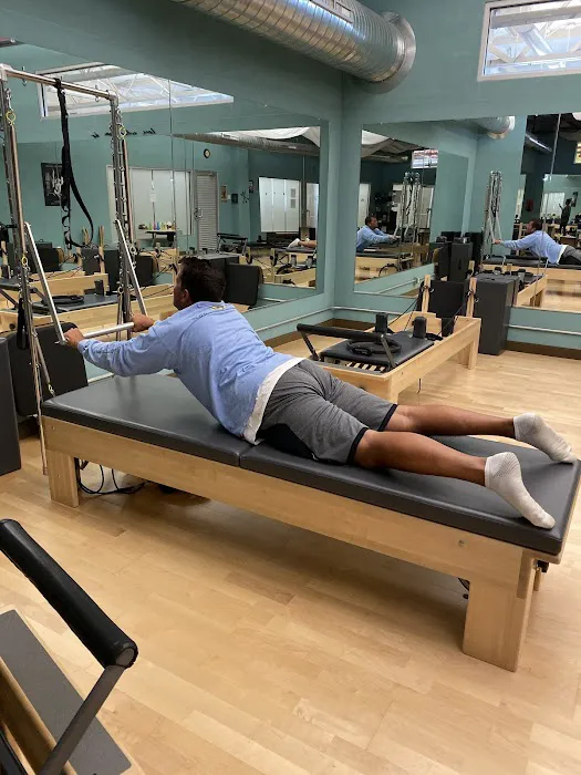 Pilates with Brookelyn Picture 8