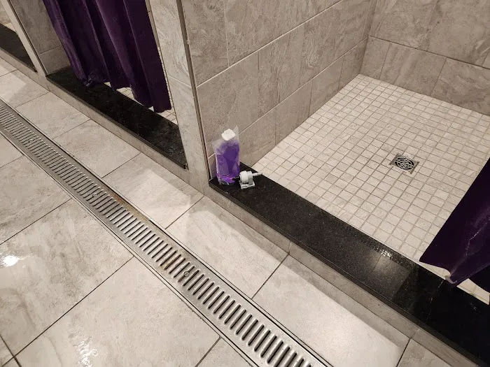 Planet Fitness Picture 5