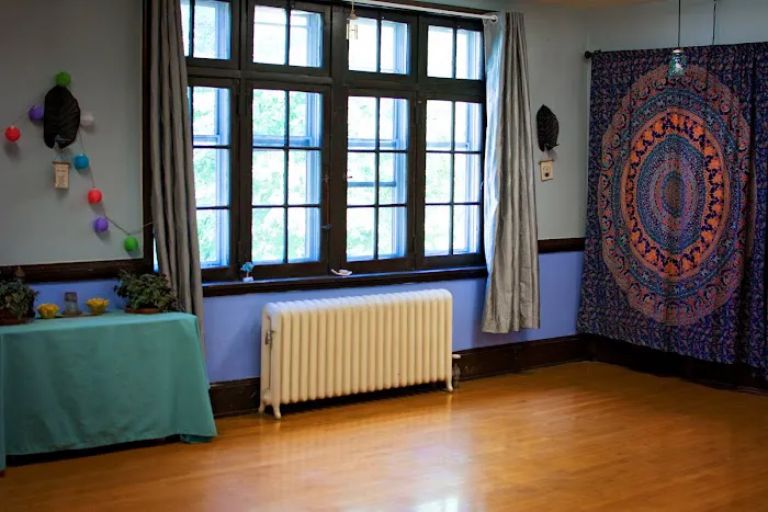 Yoga Parkside Foundation Picture 2