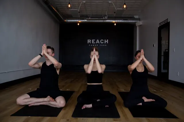 Reach Power Yoga Picture 3