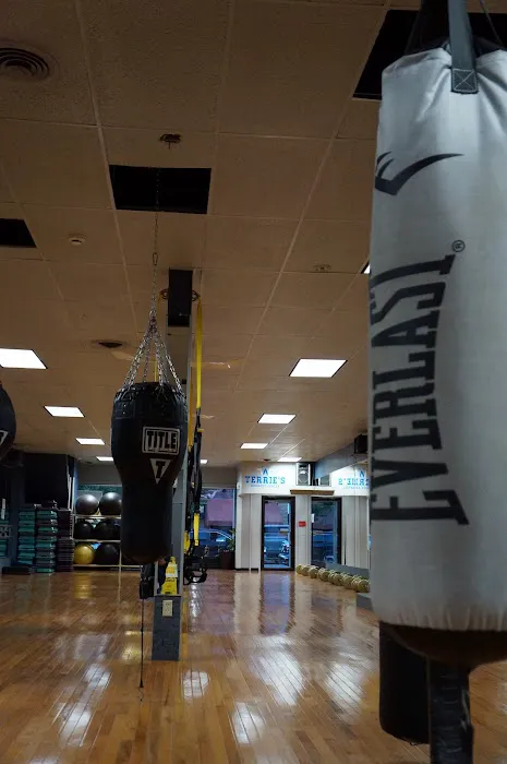 Terrie's Workout Center Picture 10