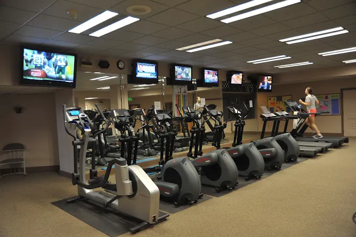 Harro East Athletic Club Picture 10