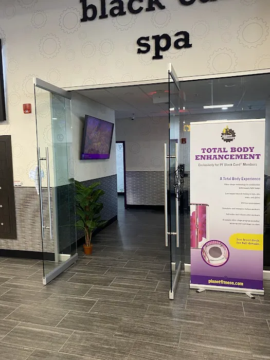 Planet Fitness Picture 5