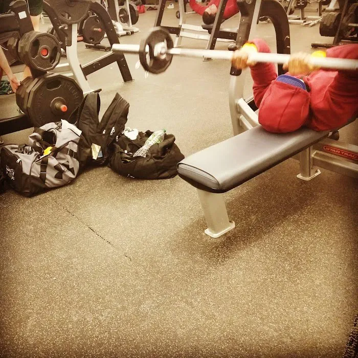 LA Fitness Picture 4