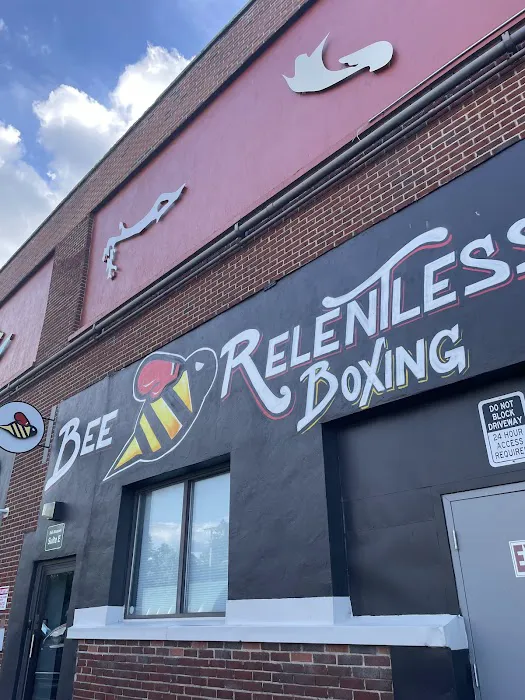 Bee Relentless Boxing Picture 3