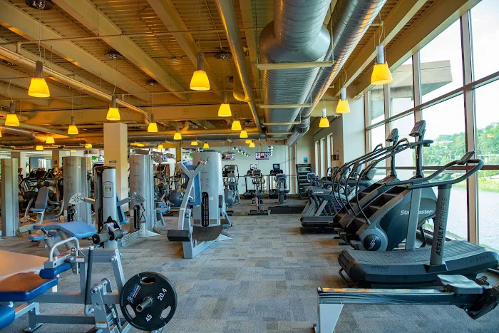 Island Health & Fitness Picture 3