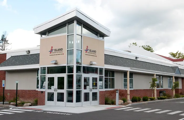 Island Health & Fitness at Community Corners Picture 5