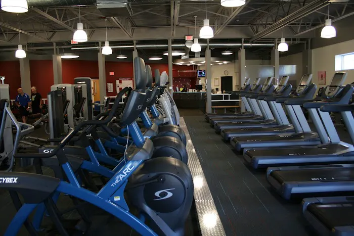 Island Health & Fitness at Community Corners Picture 3