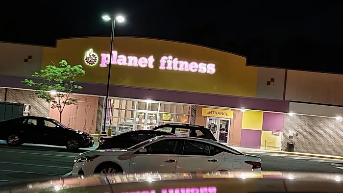 Planet Fitness Picture 2