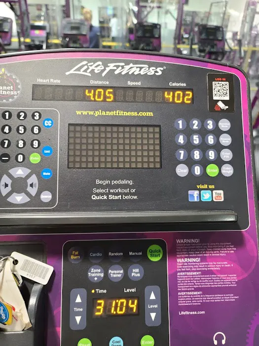 Planet Fitness Picture 2